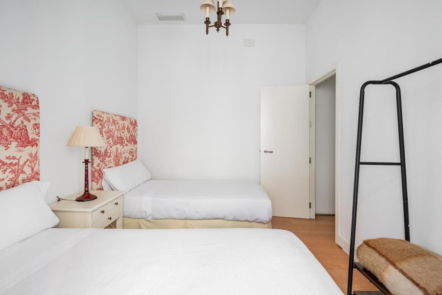 Komodo Sierpes: Bright & Classy Central Apartment Sewilla Zewnętrze zdjęcie