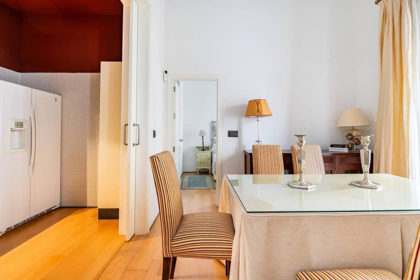 Komodo Sierpes: Bright & Classy Central Apartment Sewilla Zewnętrze zdjęcie
