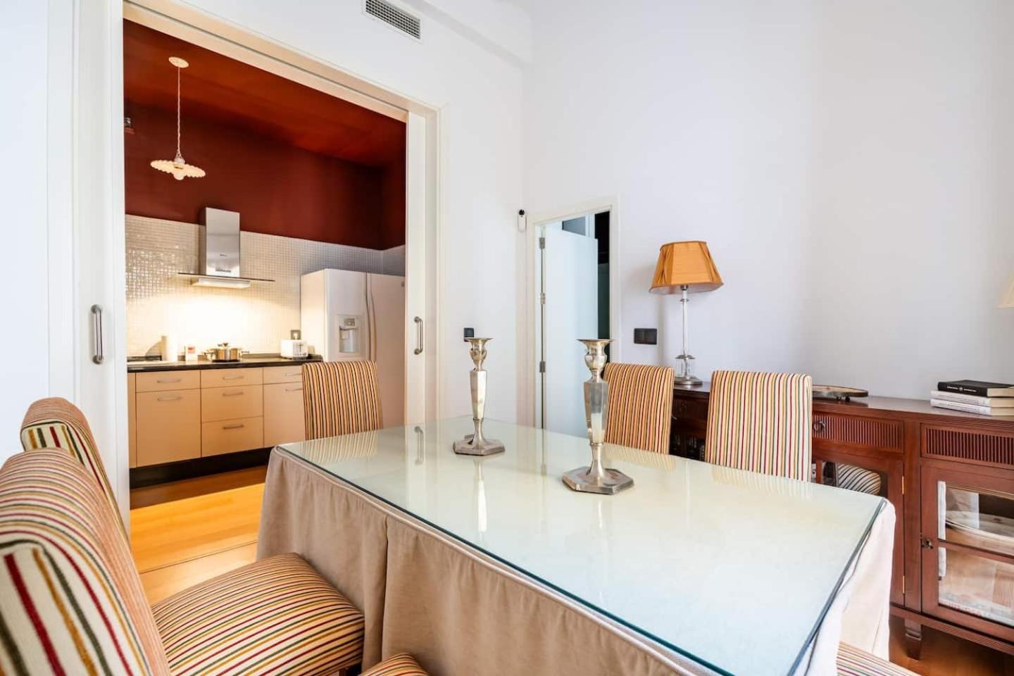 Komodo Sierpes: Bright & Classy Central Apartment Sewilla Zewnętrze zdjęcie