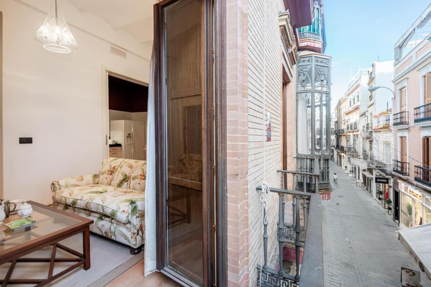 Komodo Sierpes: Bright & Classy Central Apartment Sewilla Zewnętrze zdjęcie