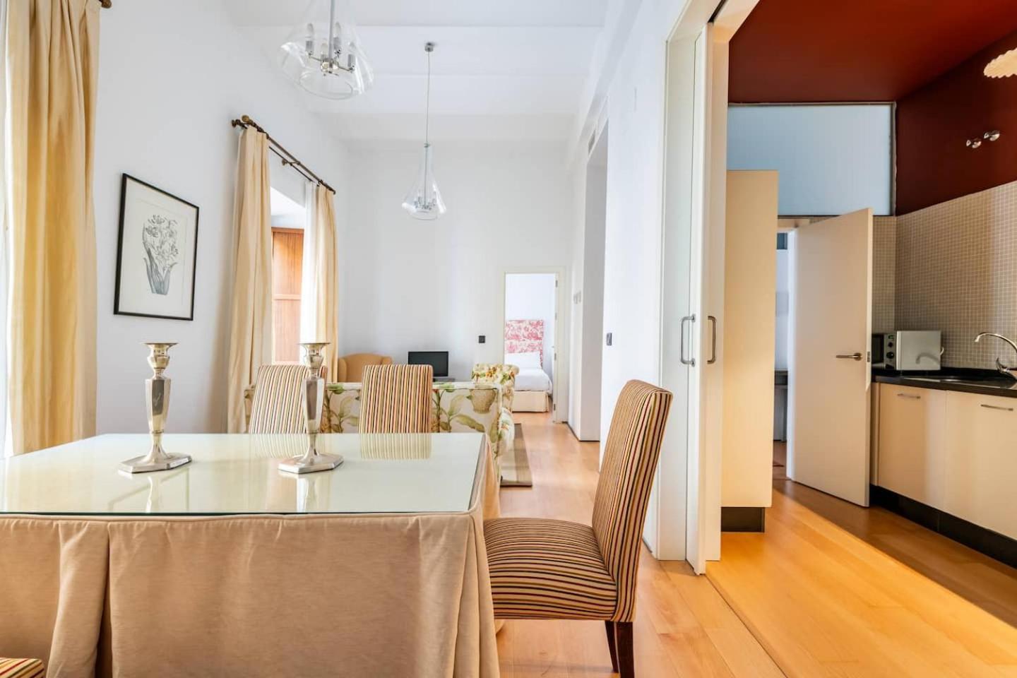 Komodo Sierpes: Bright & Classy Central Apartment Sewilla Zewnętrze zdjęcie