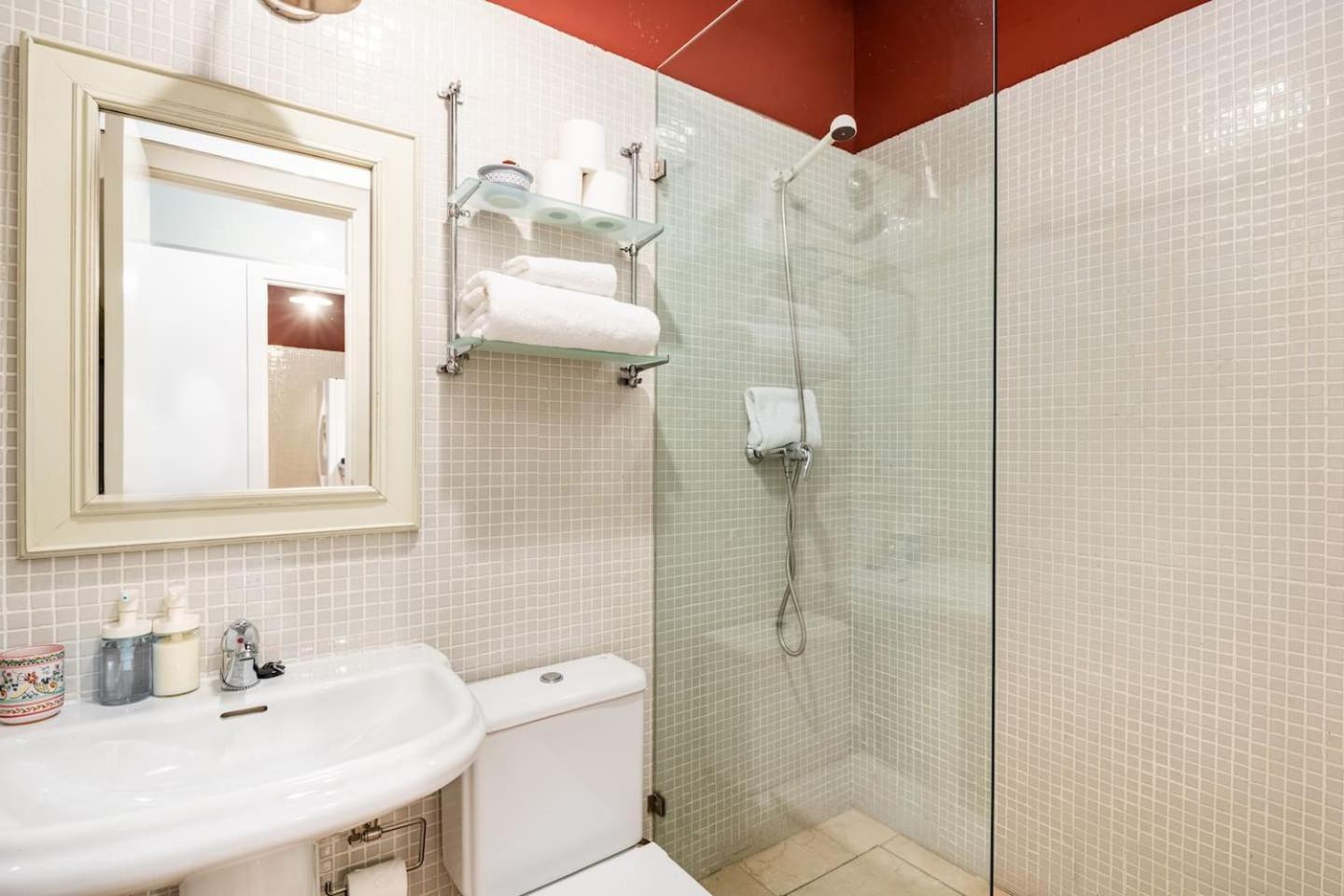 Komodo Sierpes: Bright & Classy Central Apartment Sewilla Zewnętrze zdjęcie