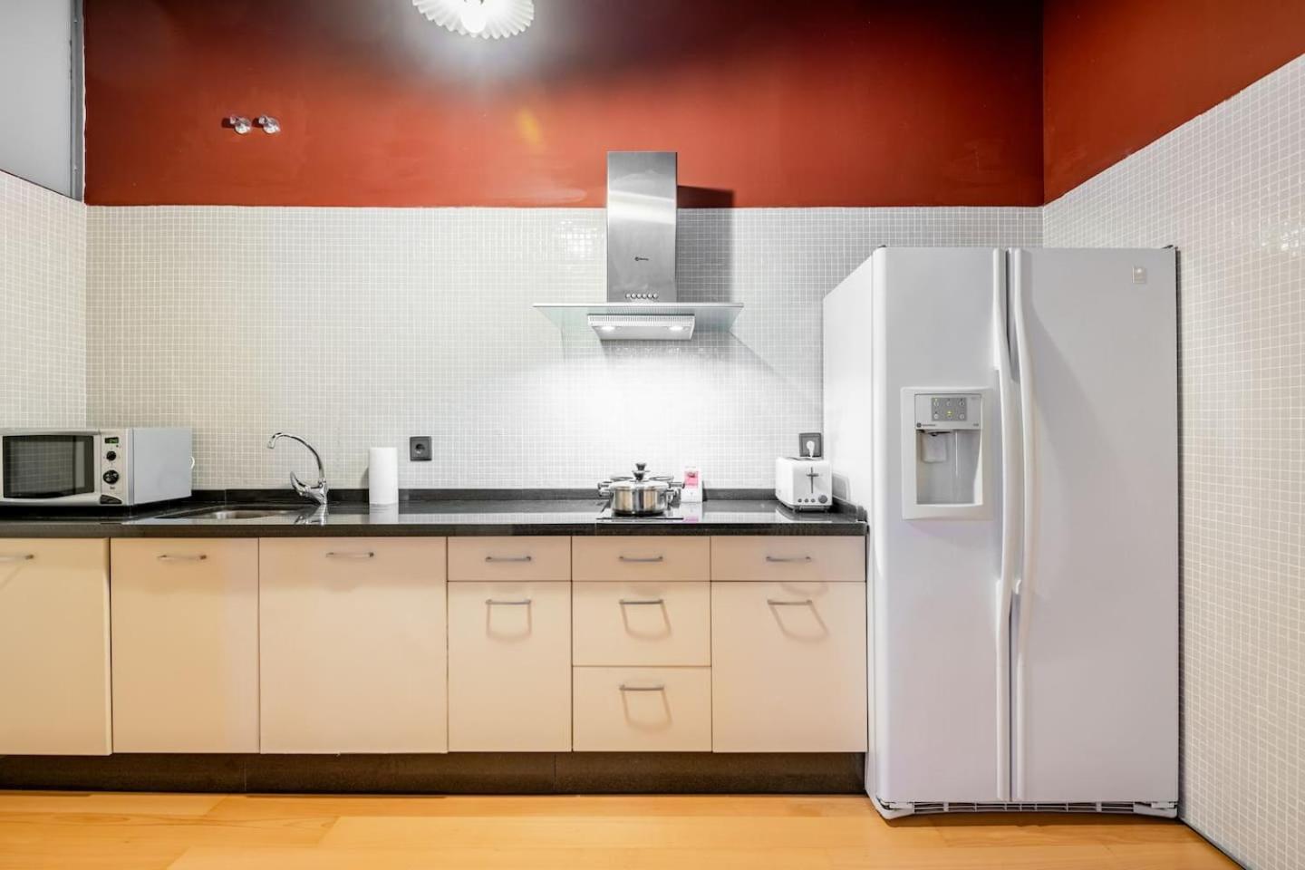 Komodo Sierpes: Bright & Classy Central Apartment Sewilla Zewnętrze zdjęcie